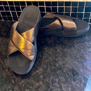 Fitflop size 8 sandals